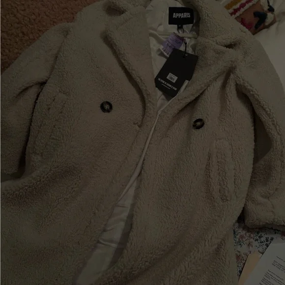 LIKE NEW! Apparis Daryna 2 Ivory Faux-Shearling Coat, Size M - Picture 2 of 4
